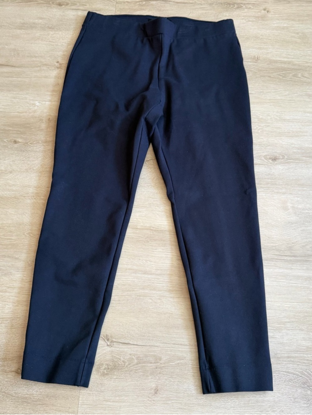 ELLEN TRACY Pull On Black Ankle Stretch Pants SZ L